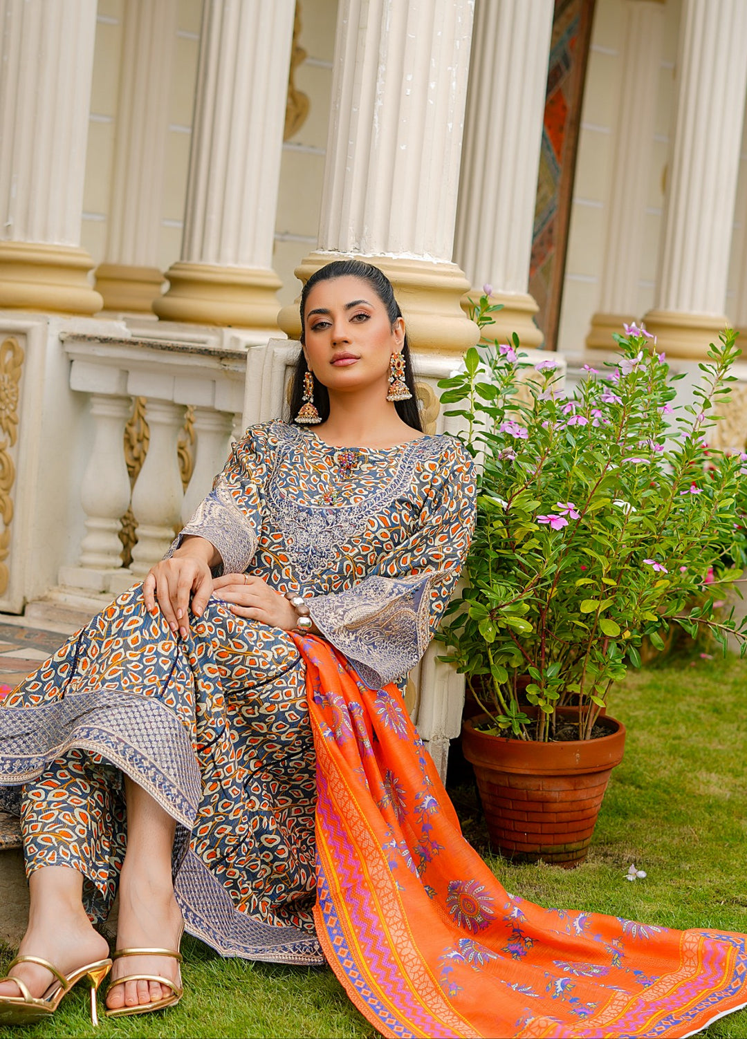 Rang E Gulposh Pret Embroidered Lawn 3 Piece Suit RNG-1213