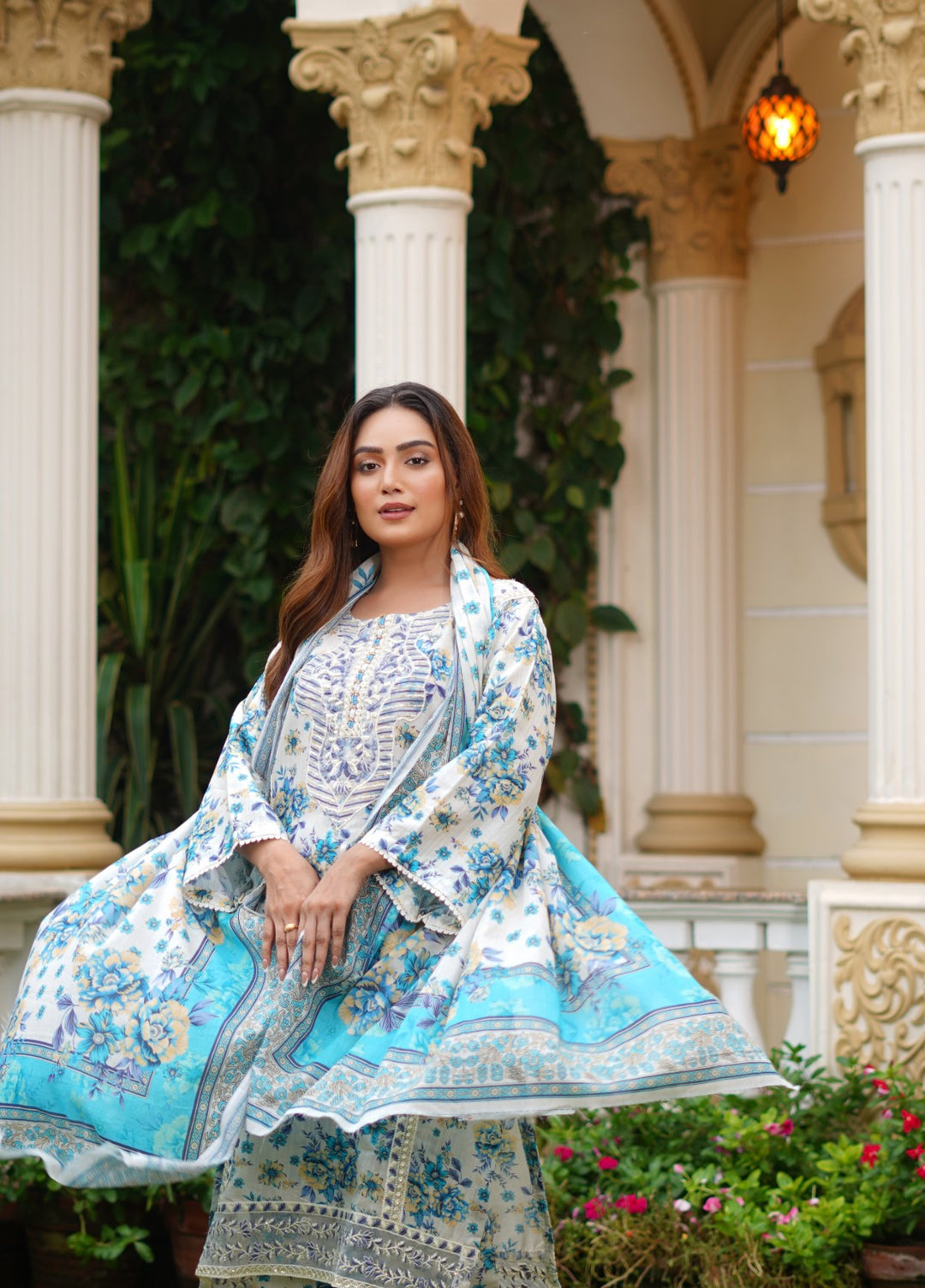 Rang E Gulposh Pret Embroidered Lawn 3 Piece Suit RNG-1218