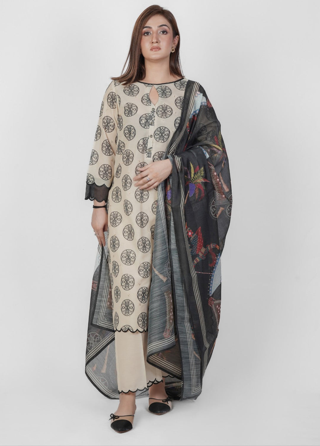 Vibgyor Fashion Embroidered Printed Lawn Unstitched 3 Piece Cream Black Geometrical Sufi D9-S-25