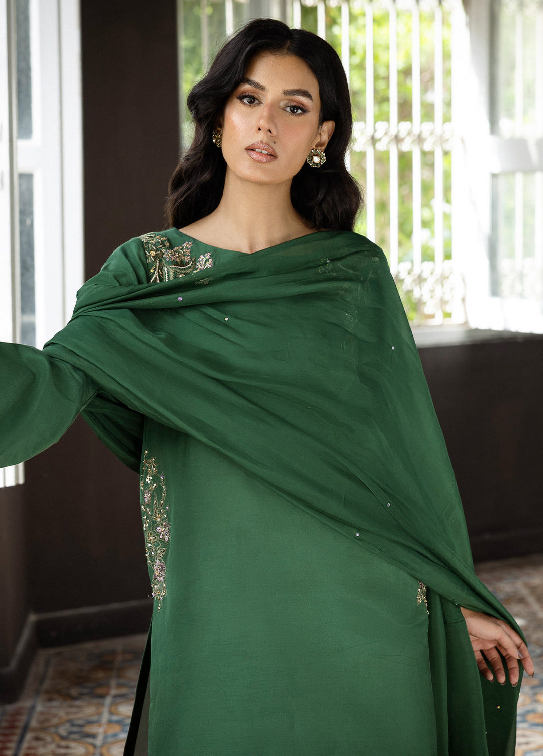 Elara by Mavie Women Pret Ramen Silk Emeral - Festive Collection