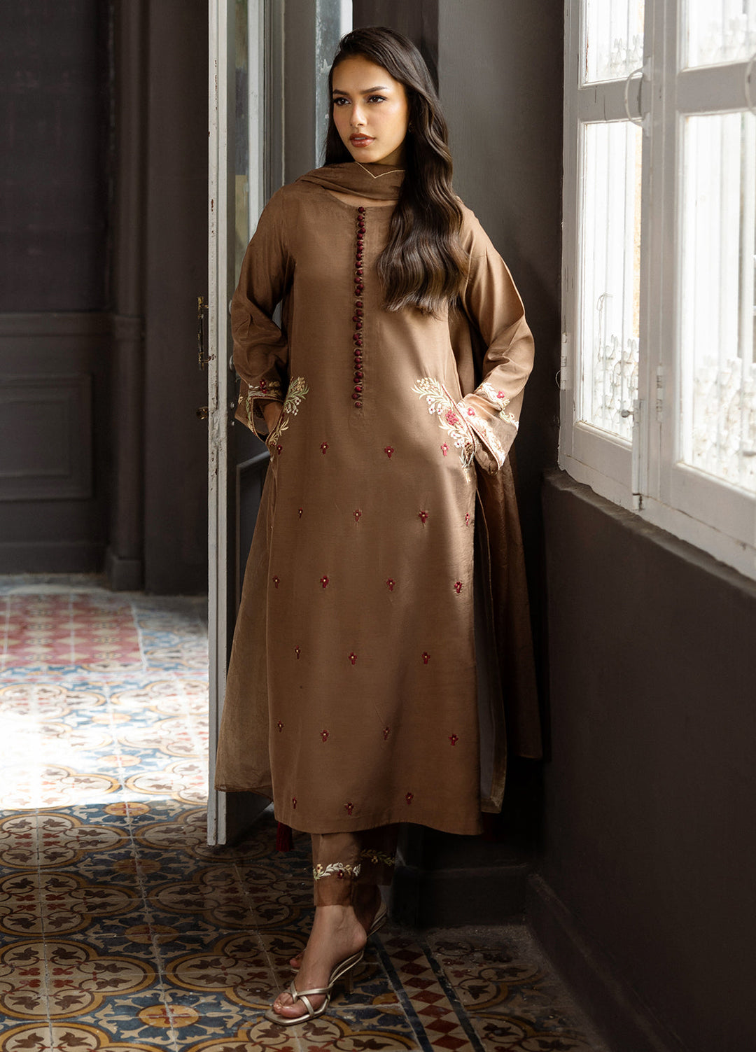 Elara by Mavie Women Pret Ramen Silk Taupe - Festive Collection