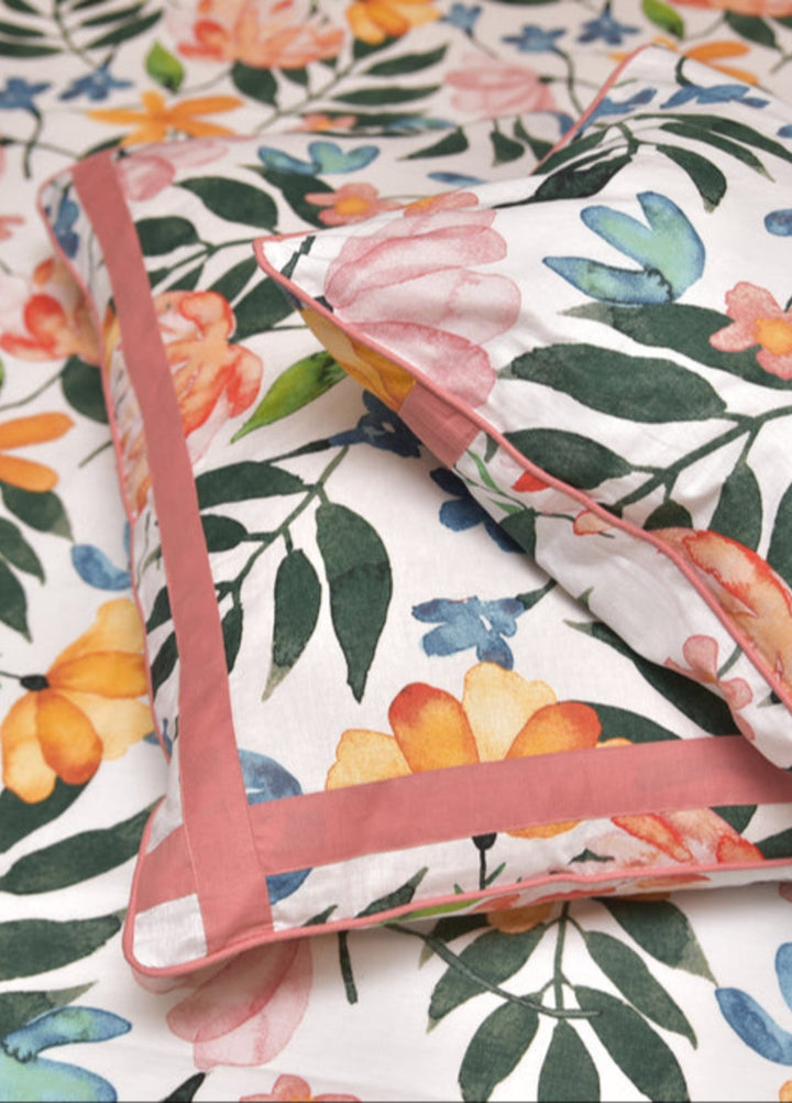 Innovative Official Patchwork Cotton Printed Bedsheet Set with 4 Pillows Covers - Wedding Collection