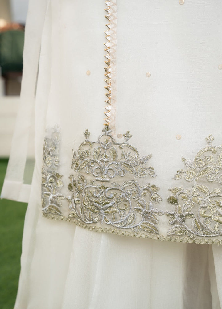 Lotus by Hem Pret Embroidered Organza 4 Piece Suit White