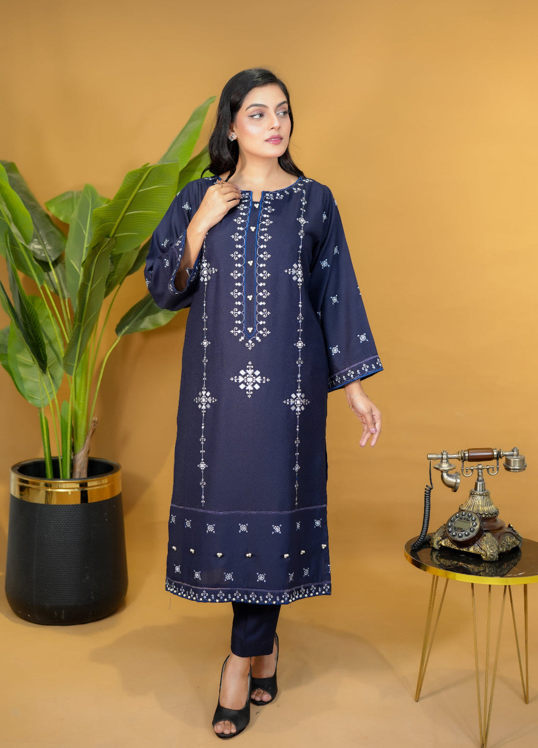 Pret Bee Women Dhanak Embroidered Suits 3 Piece Blue Dhanak - Winter Collection