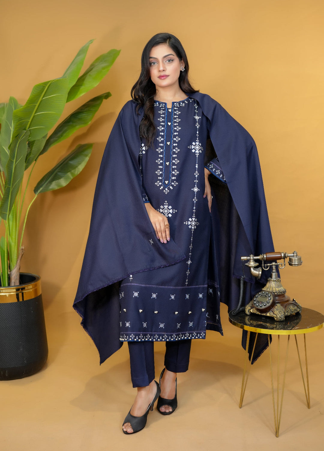 Pret Bee Women Dhanak Embroidered Suits 3 Piece Blue Dhanak - Winter Collection