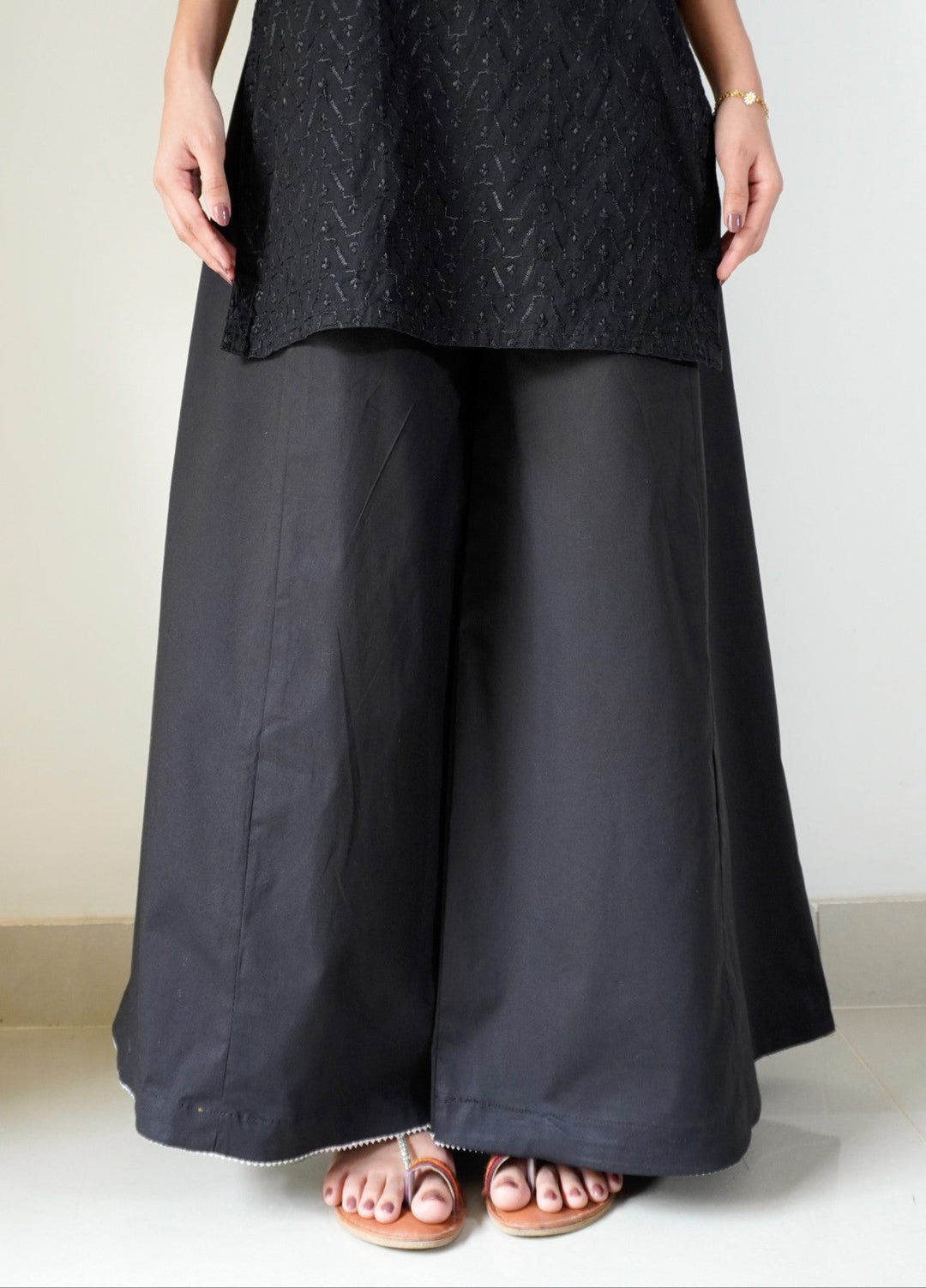 Breezy Basics by Deck Up Women Bottoms 1 Piece Classic Flared Ijaar - Black - Casual Collection