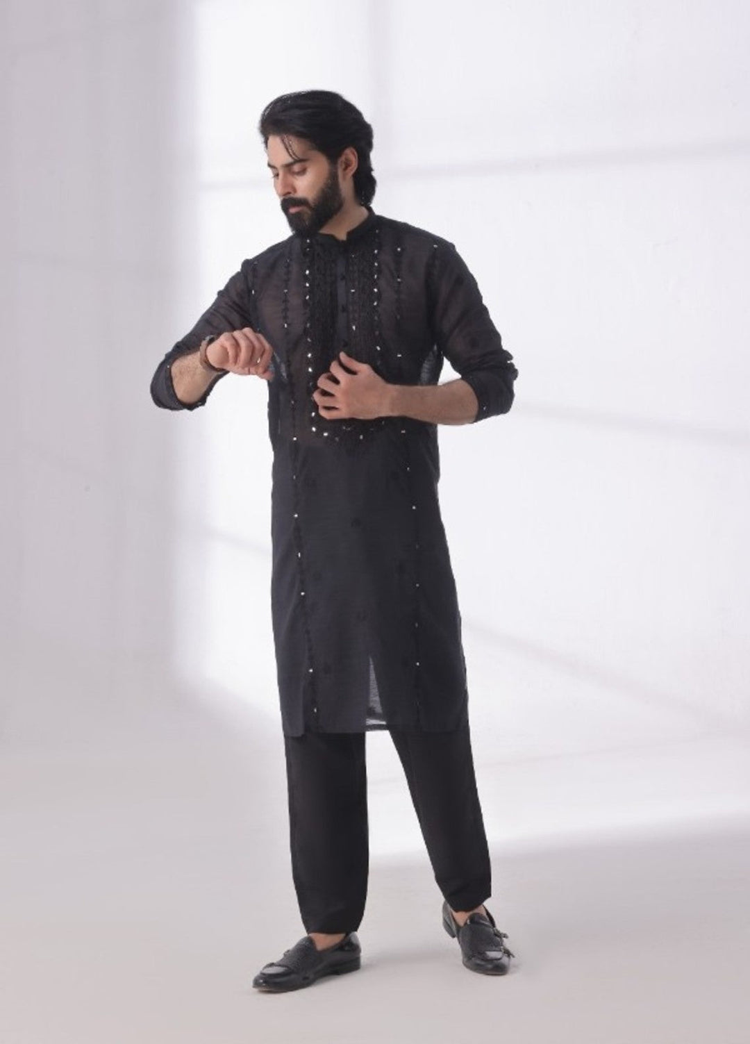 Bazm E Riwayat by Bin Musab Men Kurta Pajama 2 Piece Paper Cotton Mirror Edge - Festive Collection