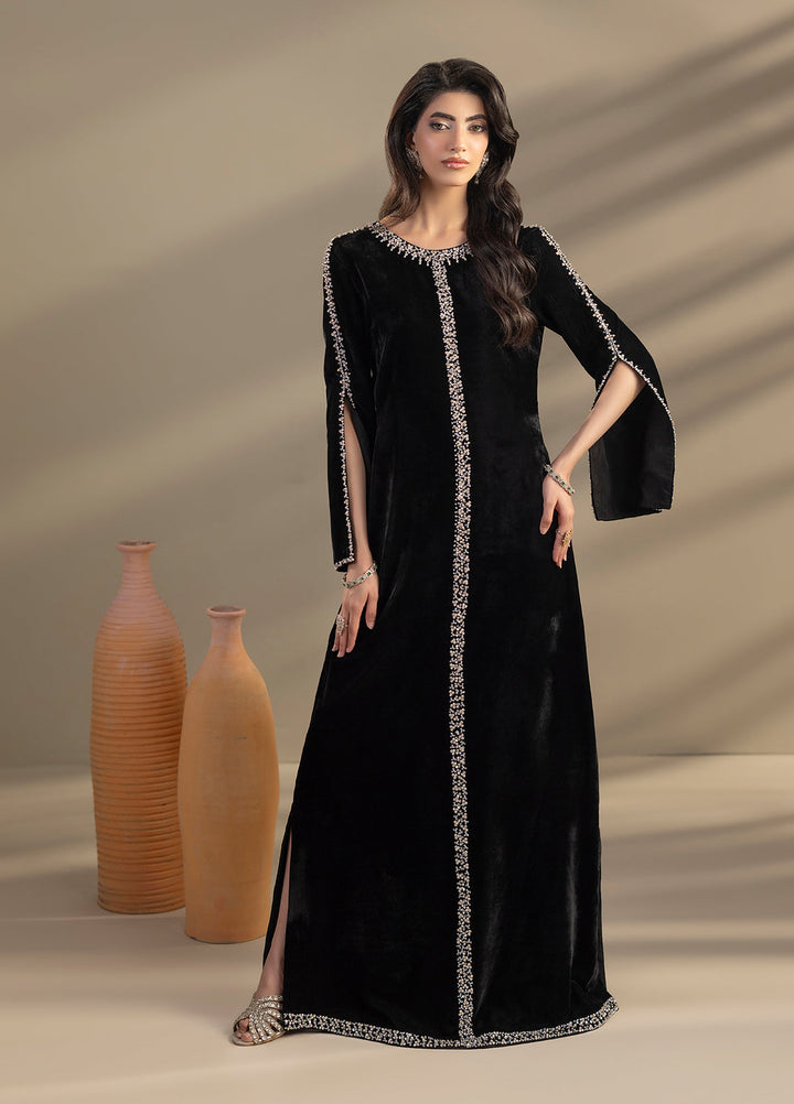 Noir by Mavie Pret Luxury Velvet Eclipse - Festive Collection