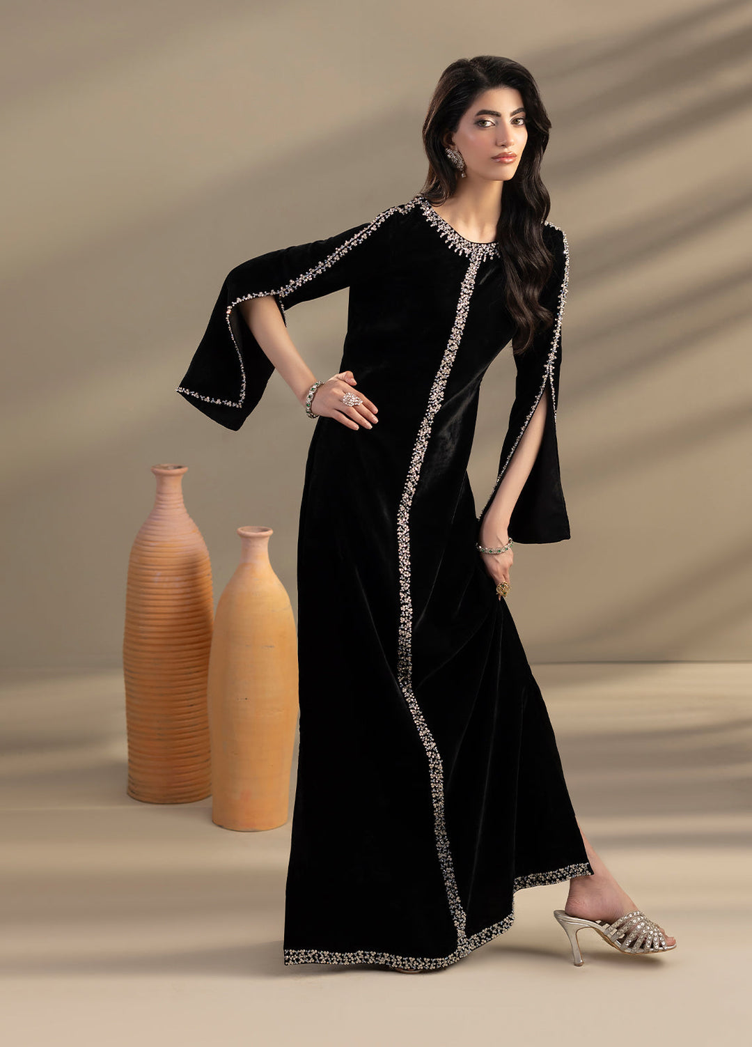 Noir by Mavie Pret Luxury Velvet Eclipse - Festive Collection