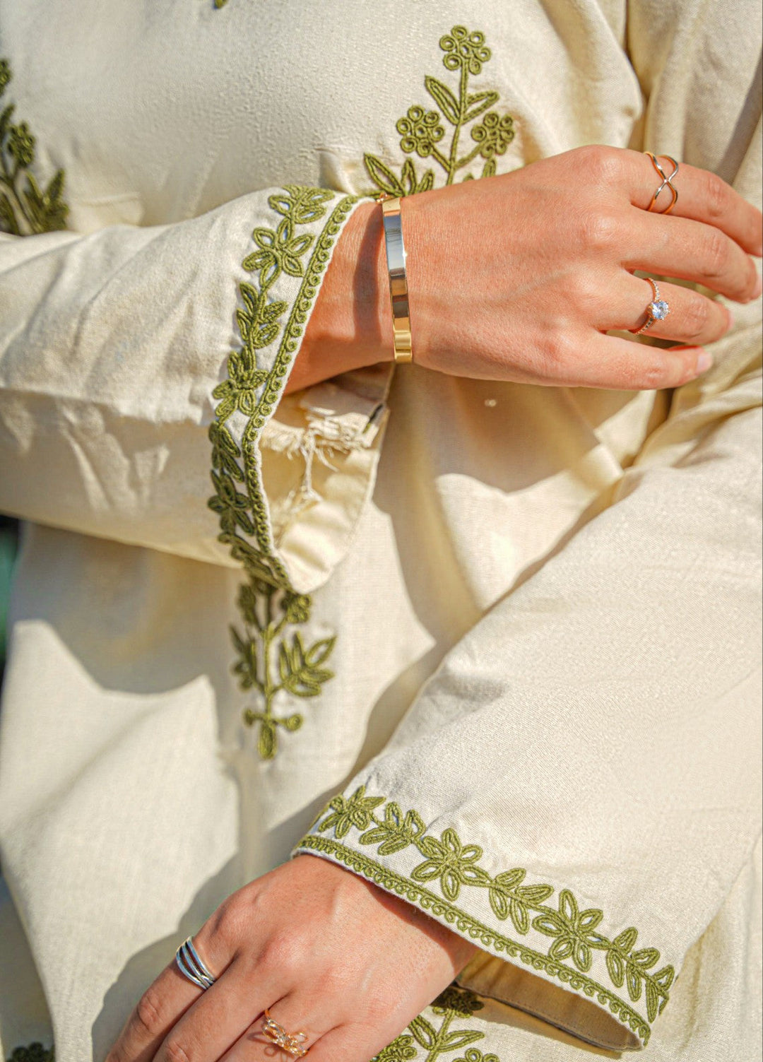 Ombrella Women Pret Embroidered 2 Piece Allure - Winter Collection