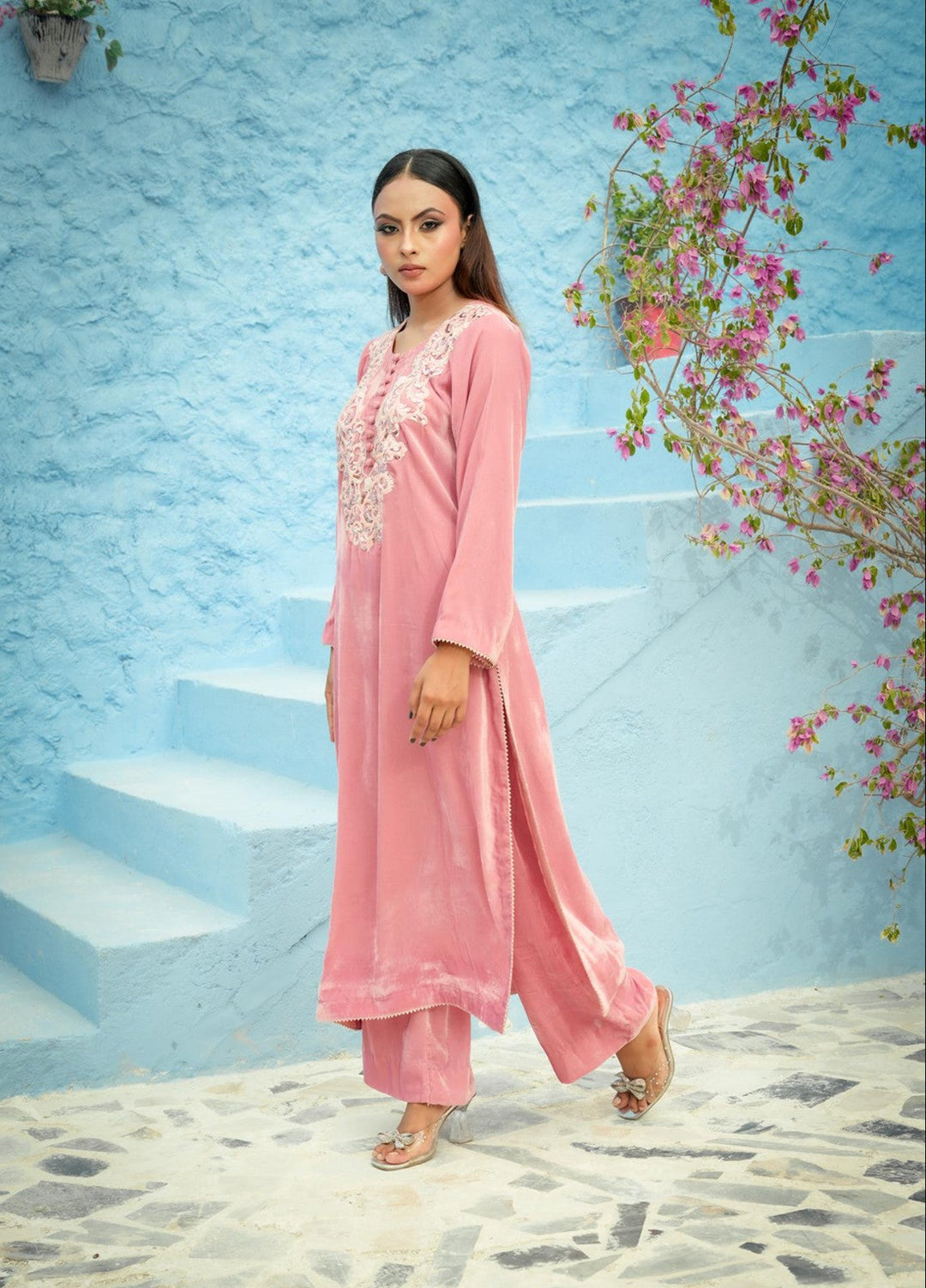 Noor e Mehal by Madiha Gohar Pret Luxury Embriodered 2 Piece Velvet Suit Noor e Gulabi - Formals Collection