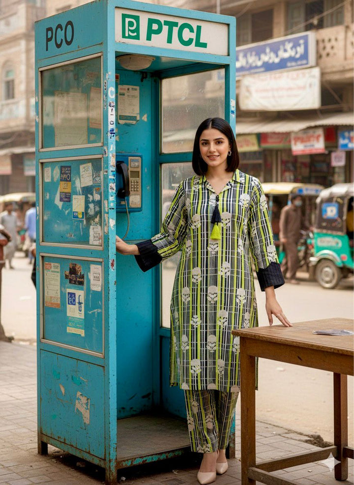 Tosheeza Saith Women Pret Printed Khaddar 2 Piece Black Suit - Winter Collection