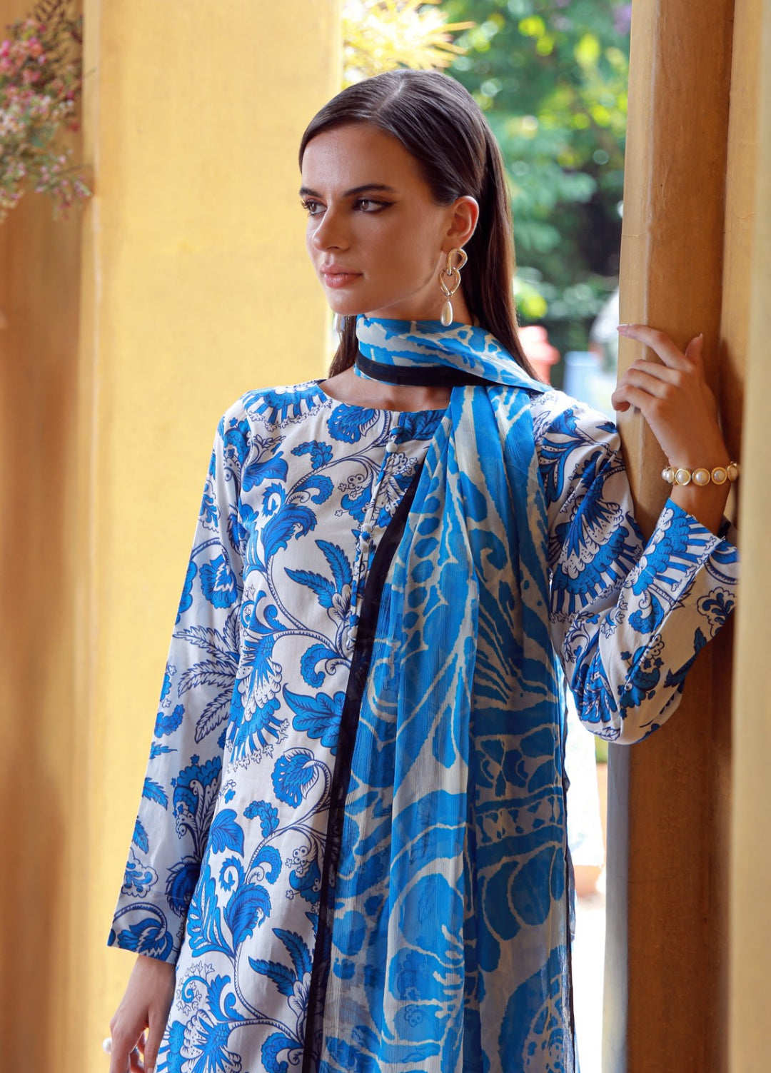 Stillness In Bloom By Feathers Printed Lawn 3 Piece Suit Marvina - Summer Collection