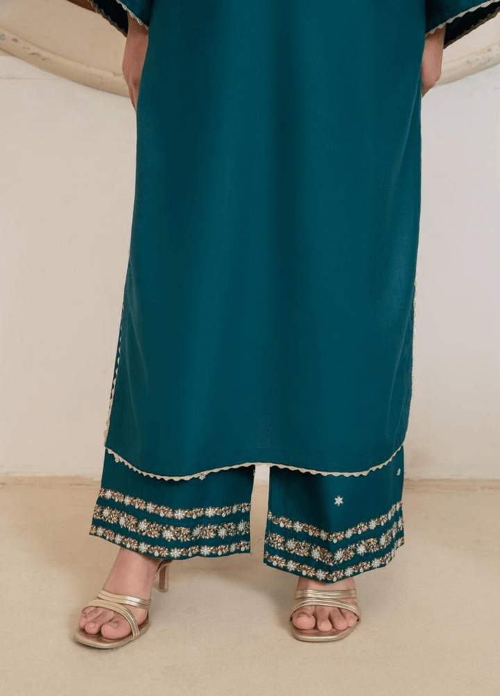 Zarqash by Haniya Mahnoor Women RTW Embroidered Linen 3 Piece Suit Sitara - Festive Collection