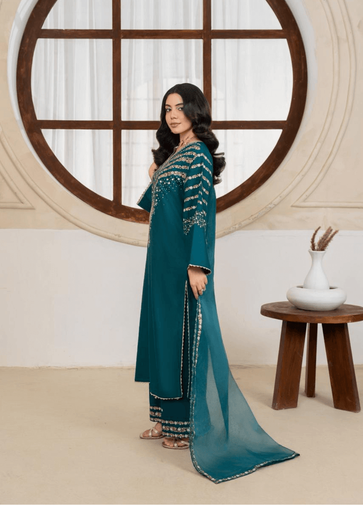Zarqash by Haniya Mahnoor Women RTW Embroidered Linen 3 Piece Suit Sitara - Festive Collection