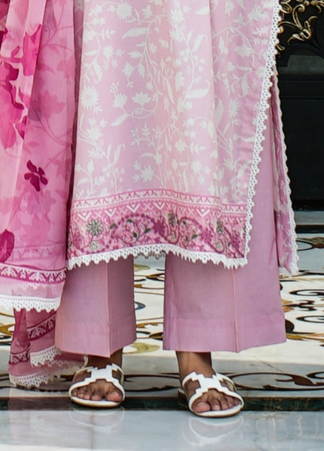 Zyna Unstitched Embroidered Lawn 3 Piece SERA - Summer Collection