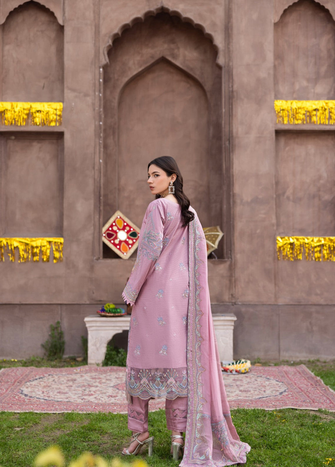 Mah e Noor by Tessa Women Embroidered Lawn 3 Piece Suit Blush Royale - Festive Collection
