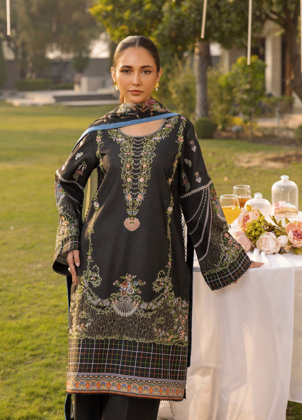 Tessa Women RTW Embroidered Lawn 3 Piece Suit Noir Enchantment - Festive Collection