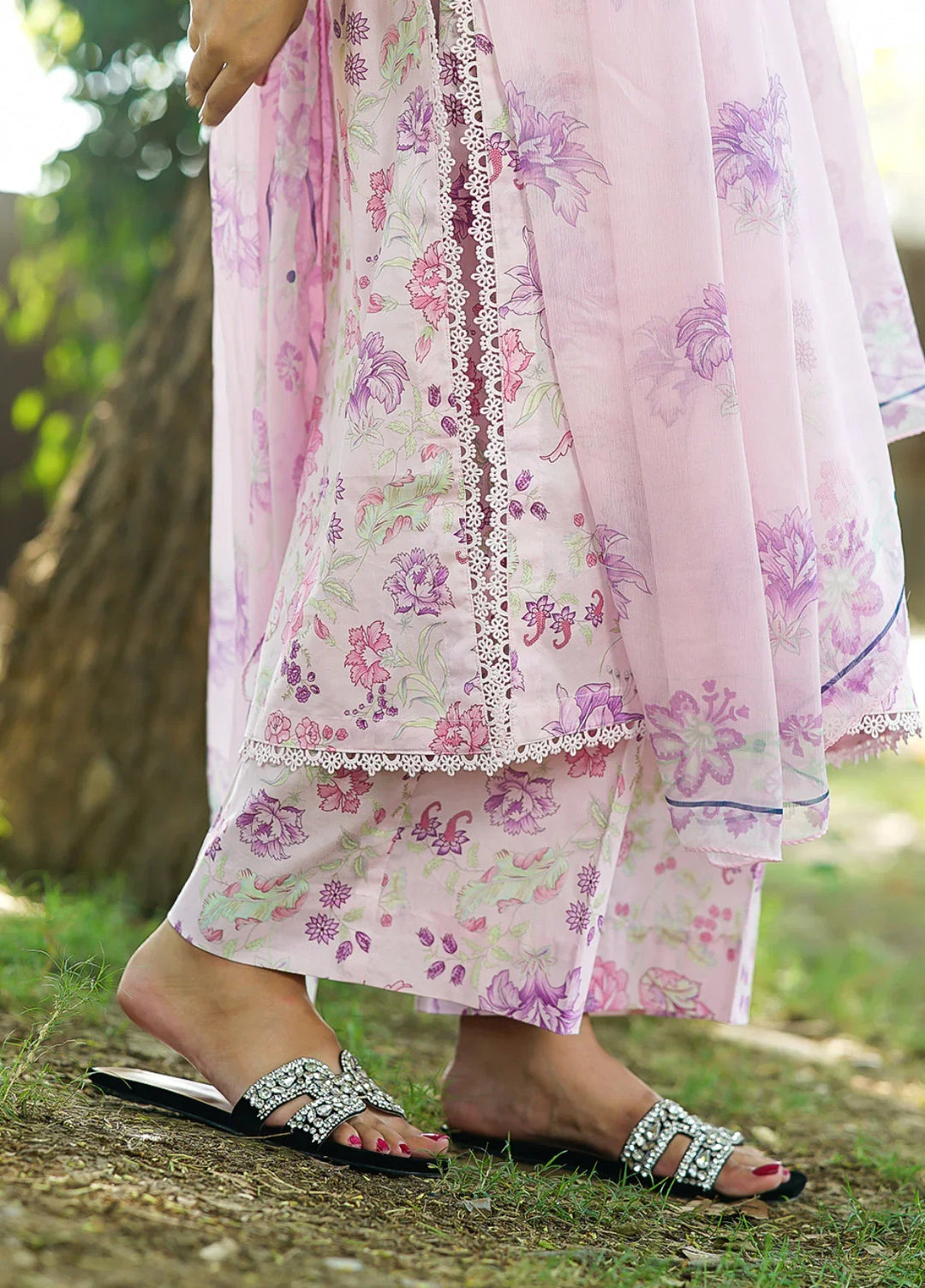 Ileen by naba bilal Unstitched Printed Lawn 3 Piece Suit IN26UPL Naira - Casual Collection