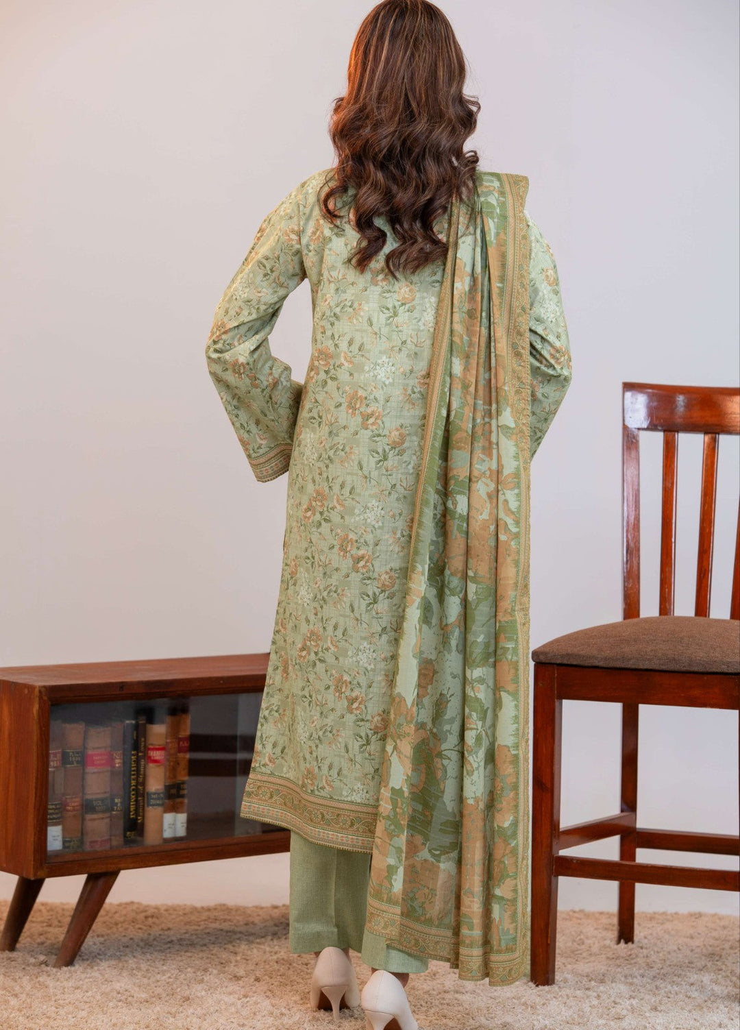 Nayab From Narmin by Narkin's Unstitched Printed Lawn 3 Piece Suit NUSLW3405 Summer Collection