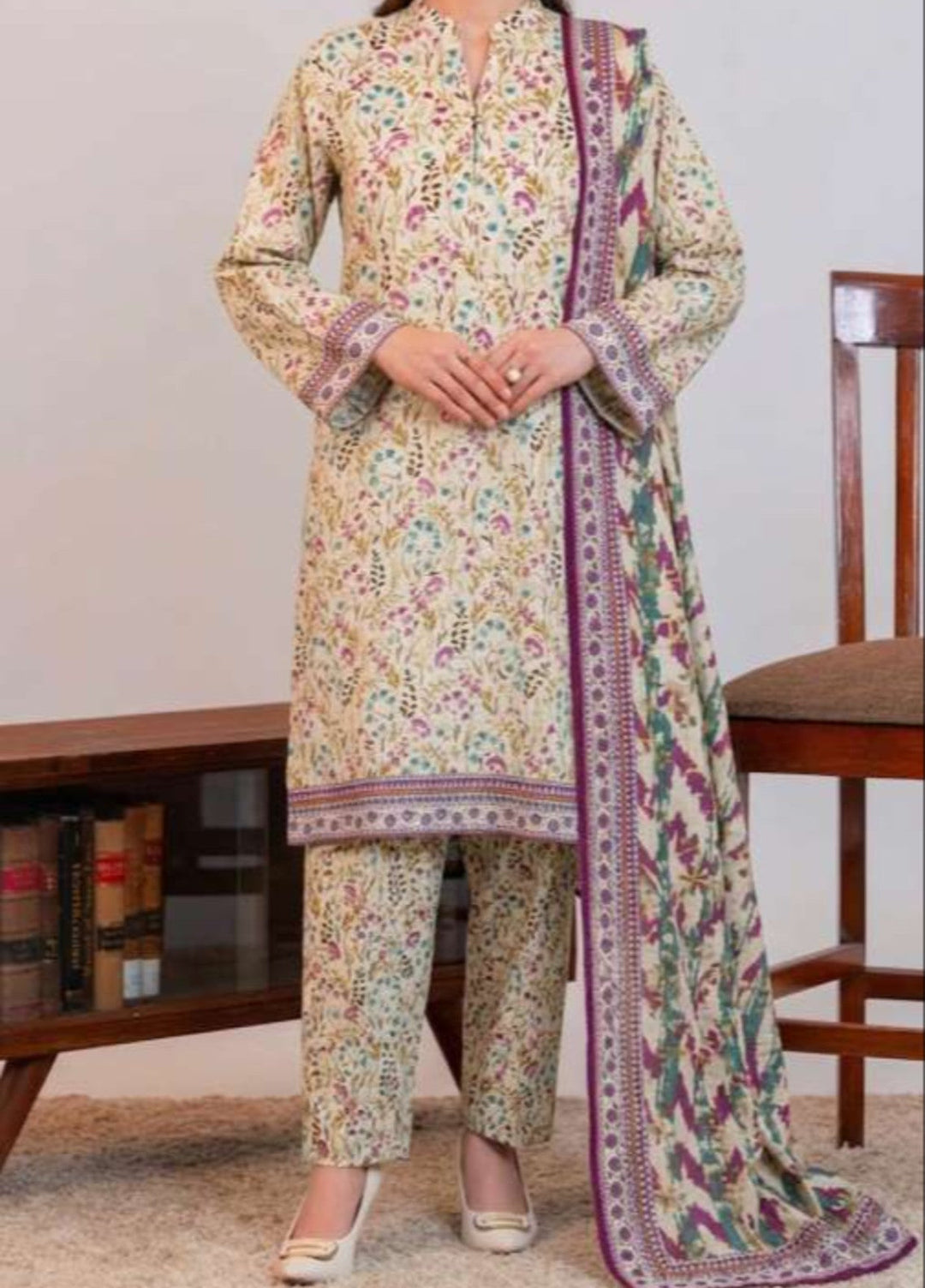 Nayab From Narmin by Narkin's Unstitched Printed Lawn 3 Piece Suit NUSLW3406 Summer Collection