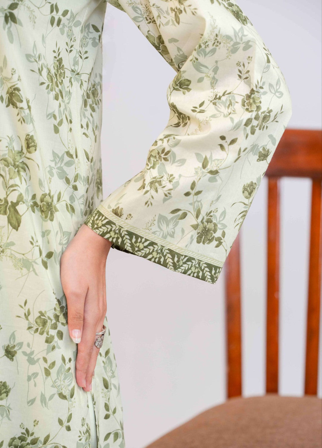 Nayab From Narmin by Narkin's Unstitched Printed Lawn 3 Piece Suit NUSLW3403 Summer Collection