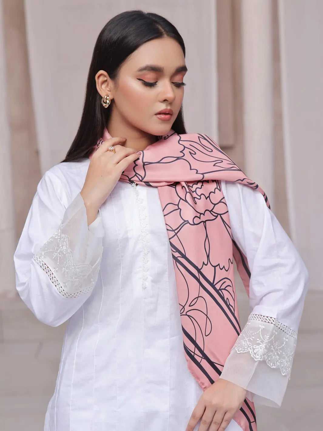 TNG Women RTW Printed Crinkle Chiffon 1 Piece Musaafir Scarf Casual Collection