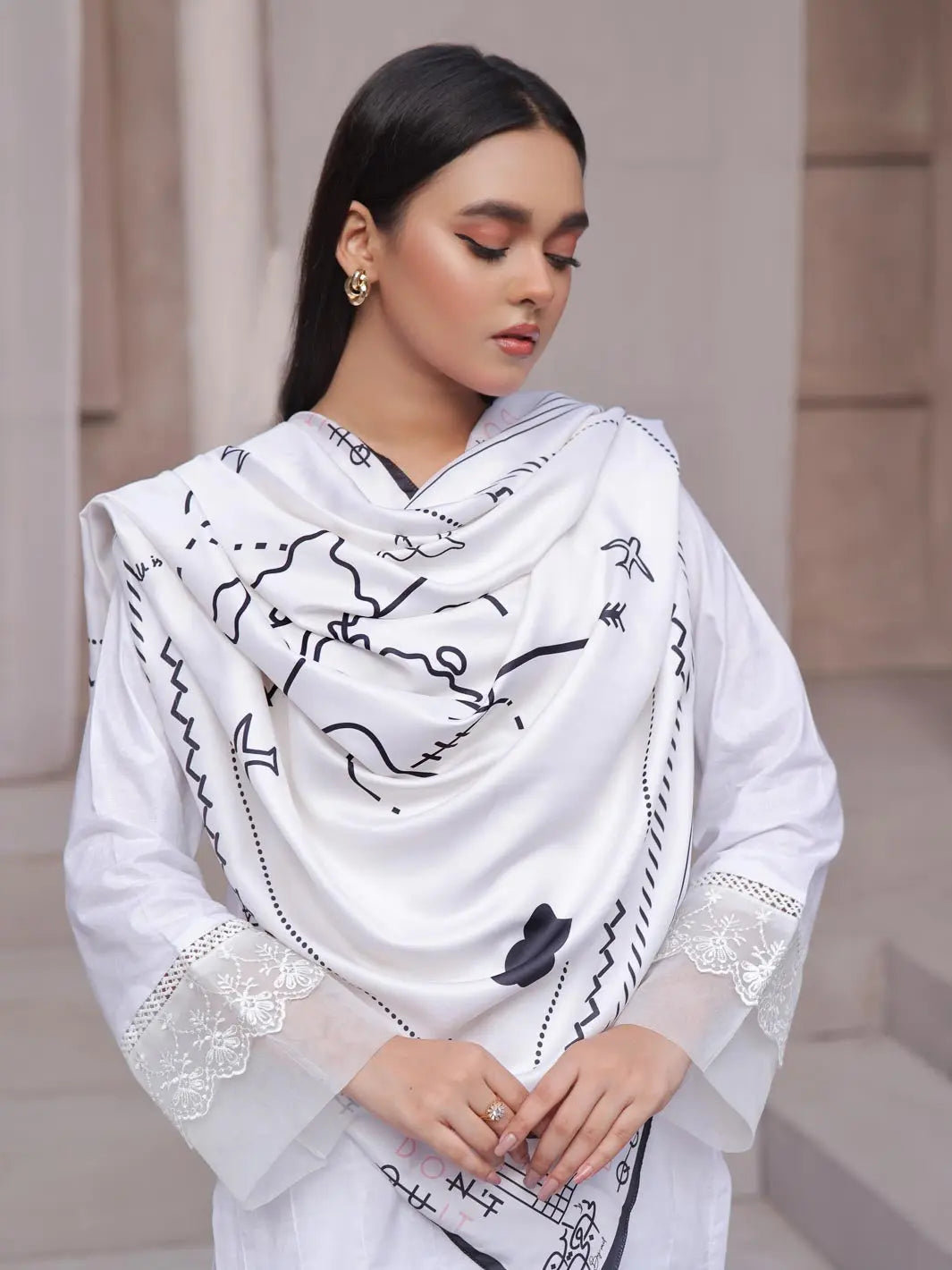 TNG Women RTW Printed Crinkle Chiffon 1 Piece Uraan Scarf Casual Collection
