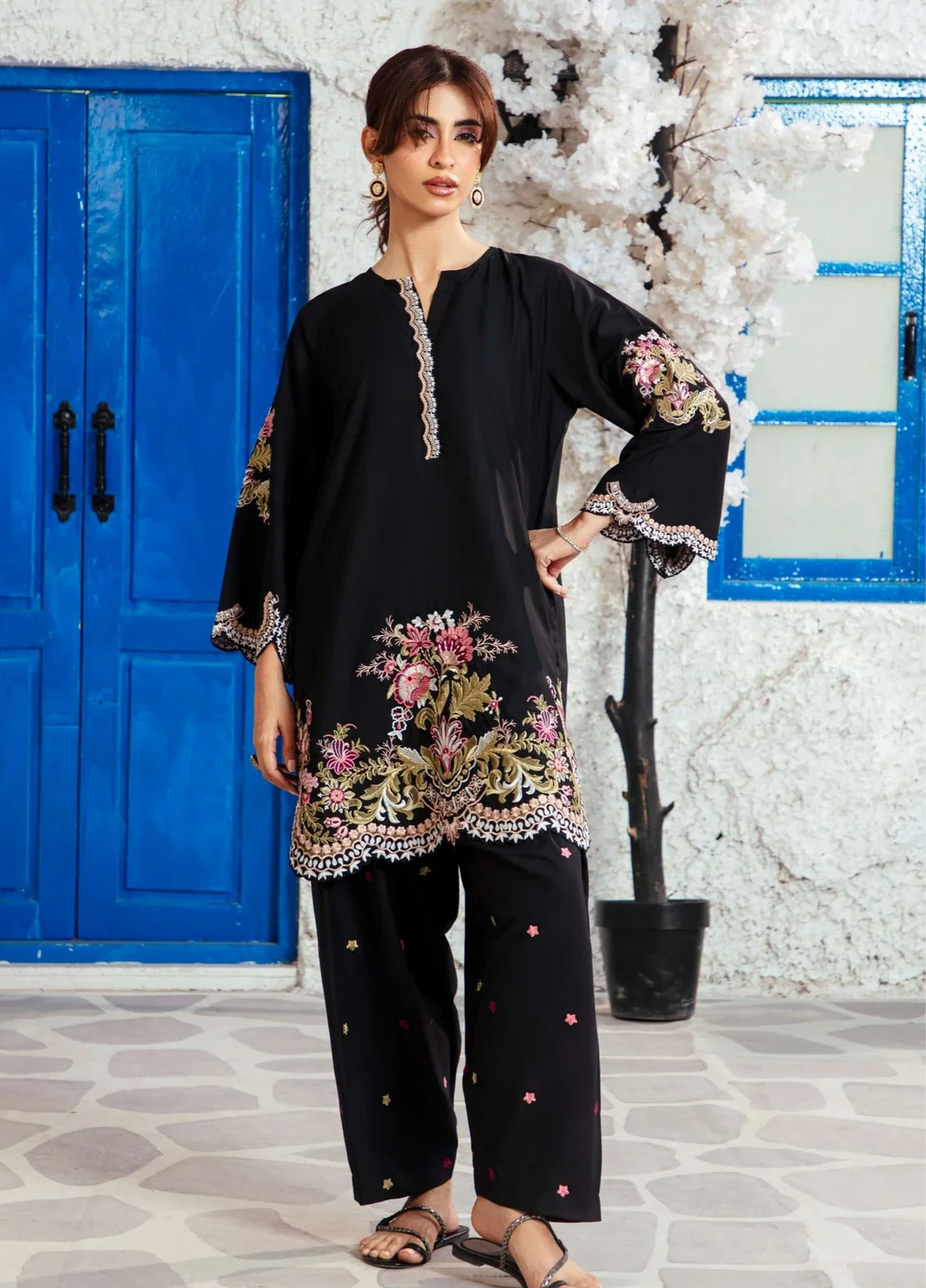 Noore by Amal RTW Embroidered Blended Lawn 2 Piece Suit Mehar Casual Collection