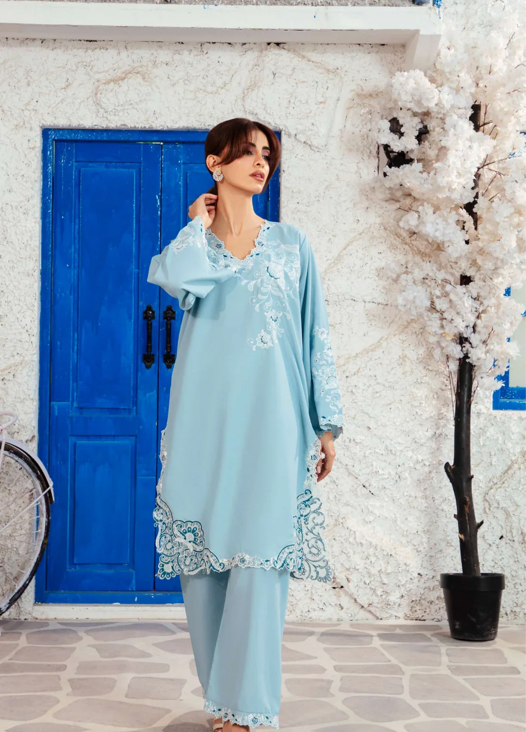 Noore by Amal RTW Embroidered Blended Lawn 2 Piece Suit Elaf Casual Collection
