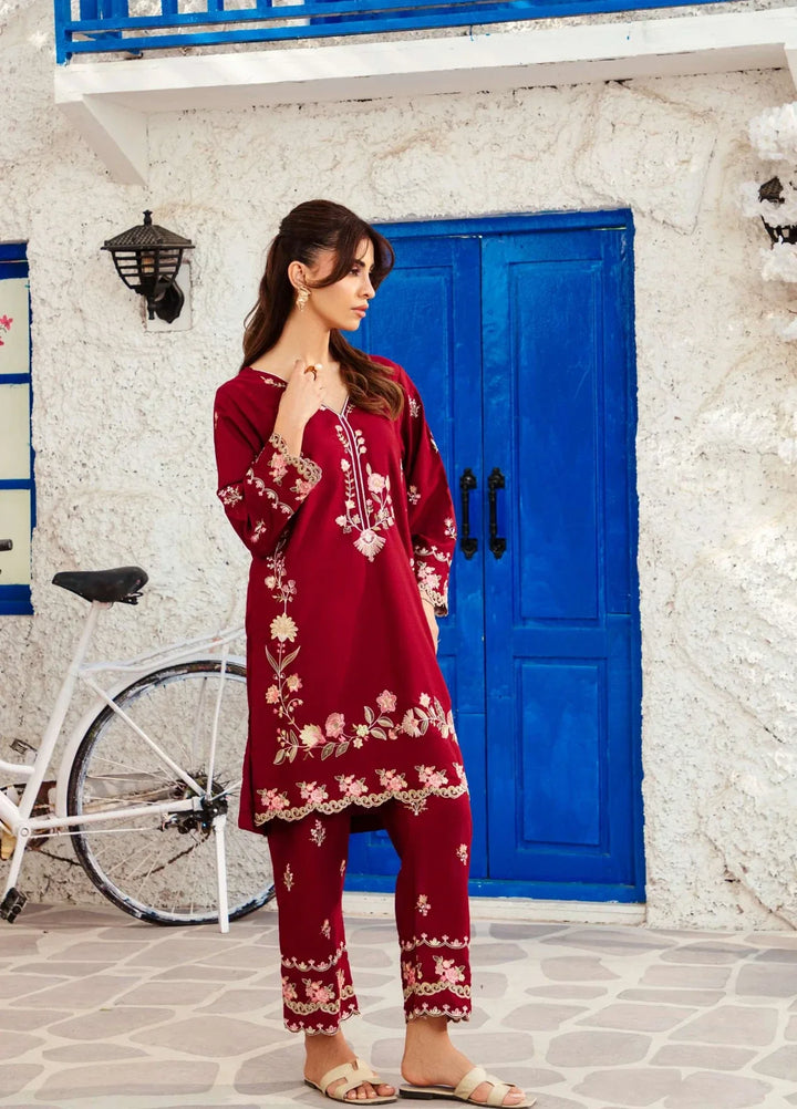 Noore by Amal RTW Embroidered Blended Lawn 2 Piece Suit Sila Casual Collection