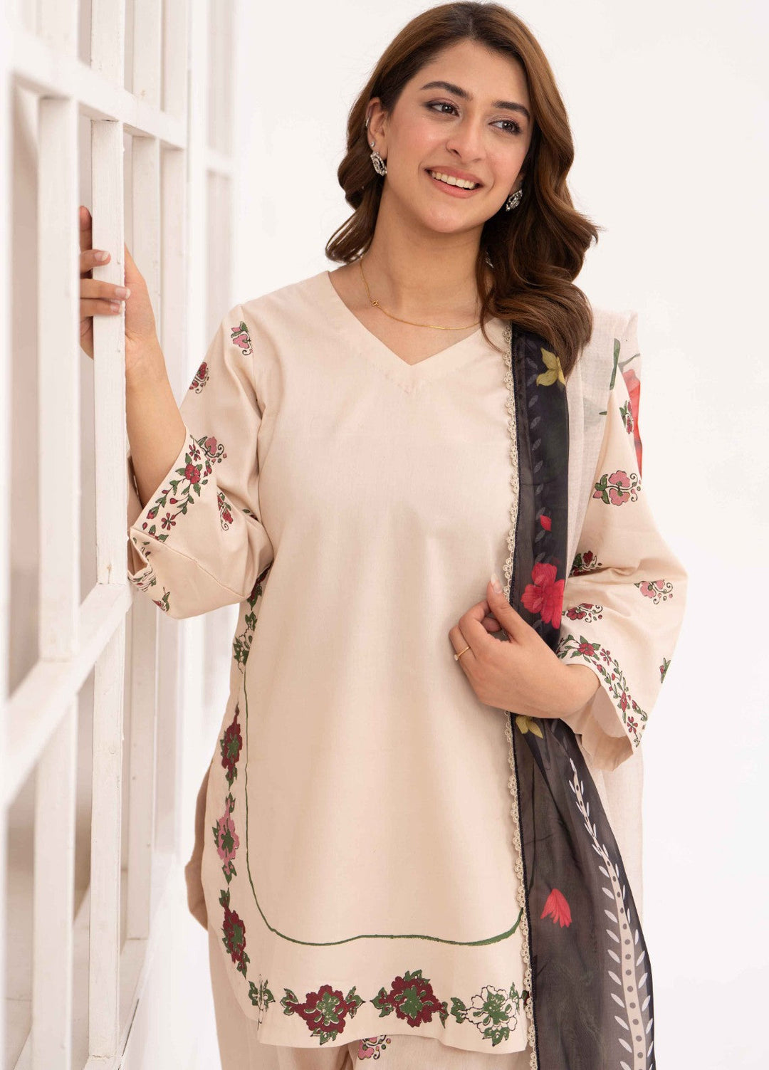 Ethnic Edition by Fajr Khan RTW Printed Lawn 3 Piece Suit Aks Casual Collection