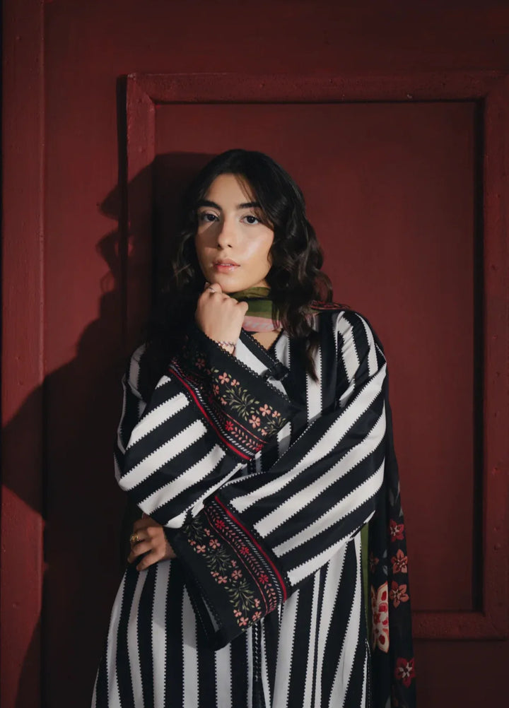 Hidden Garden by Jahaan RTW Printed Crepe 3 Piece Suit Harmony Casual Collection