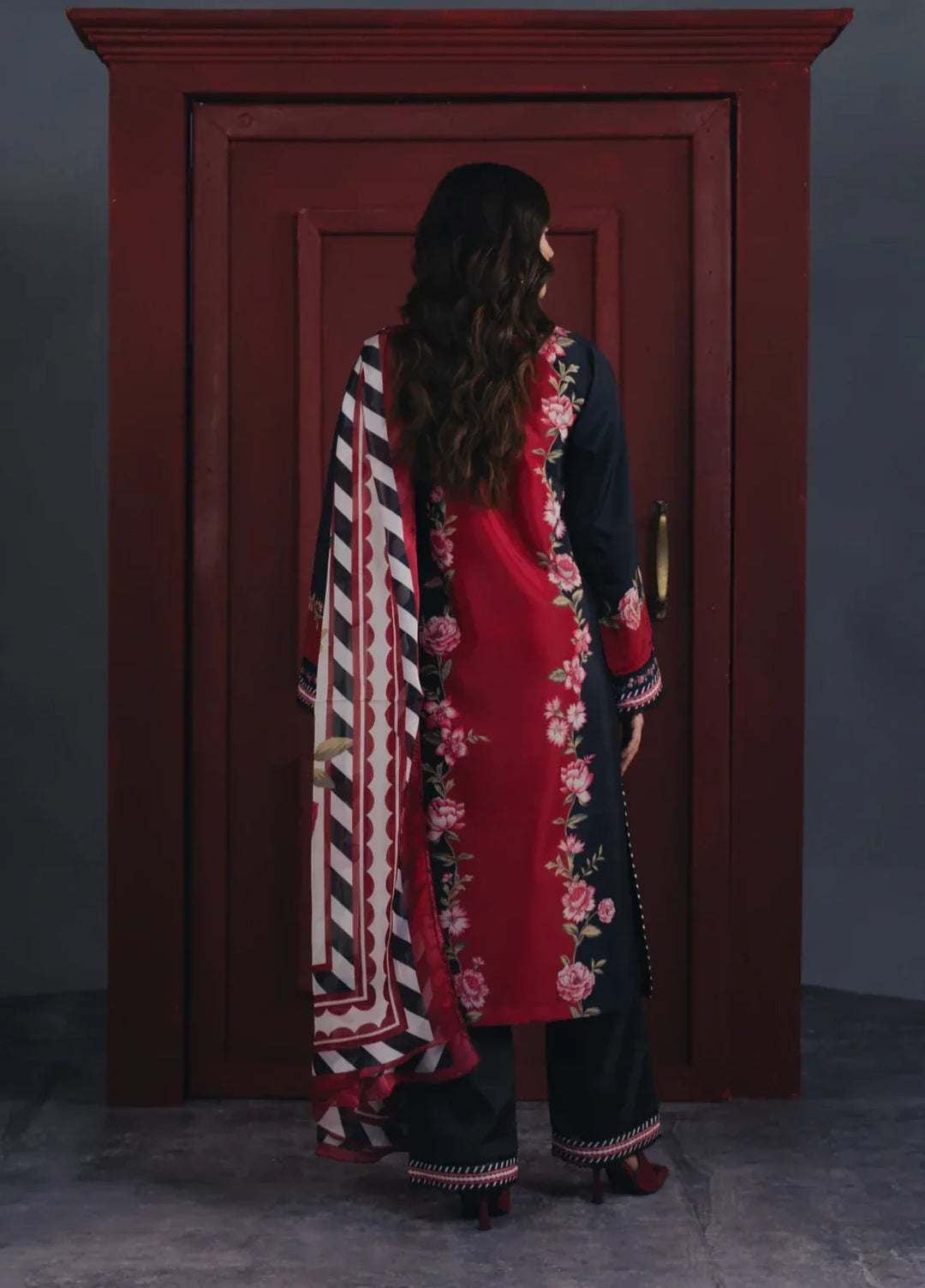 Hidden Garden by Jahaan RTW Printed Crepe 3 Piece Suit Calira Casual Collection