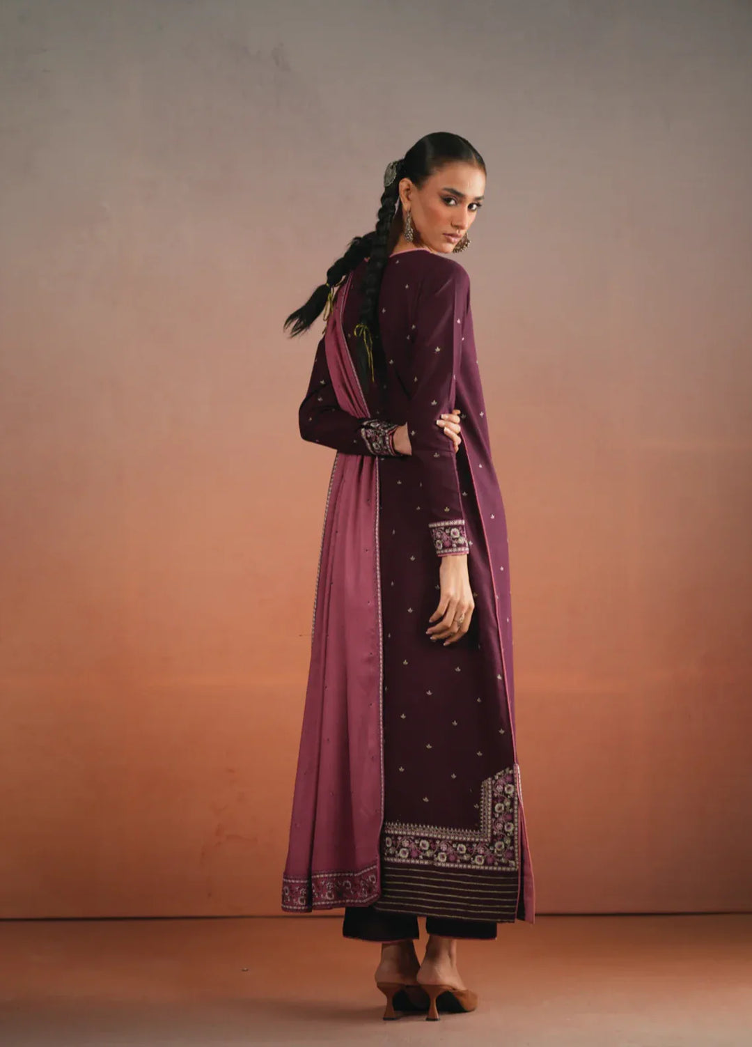 Winter Weave by Jahaan RTW Embroidered Khaddar 3 Piece Suit Garnet Casual Collection