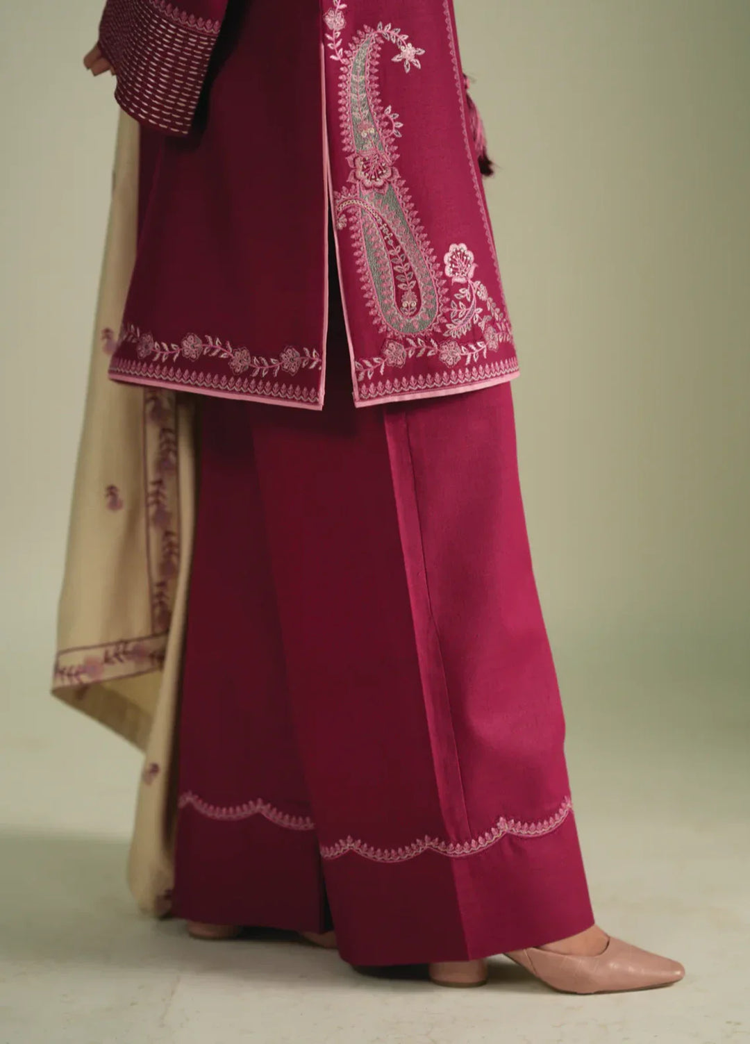 Winter Weave by Jahaan RTW Embroidered Khaddar 3 Piece Suit Moss Casual Collection