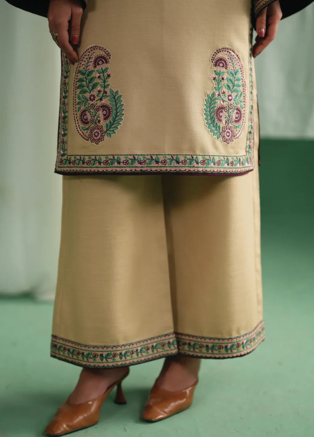 Winter Weave by Jahaan RTW Embroidered Khaddar 3 Piece Suit Mist Casual Collection
