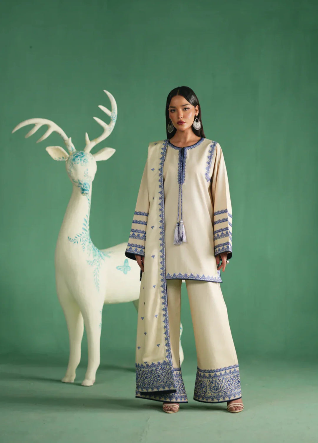 Winter Weave by Jahaan RTW Embroidered Khaddar 3 Piece Suit Glaze Casual Collection