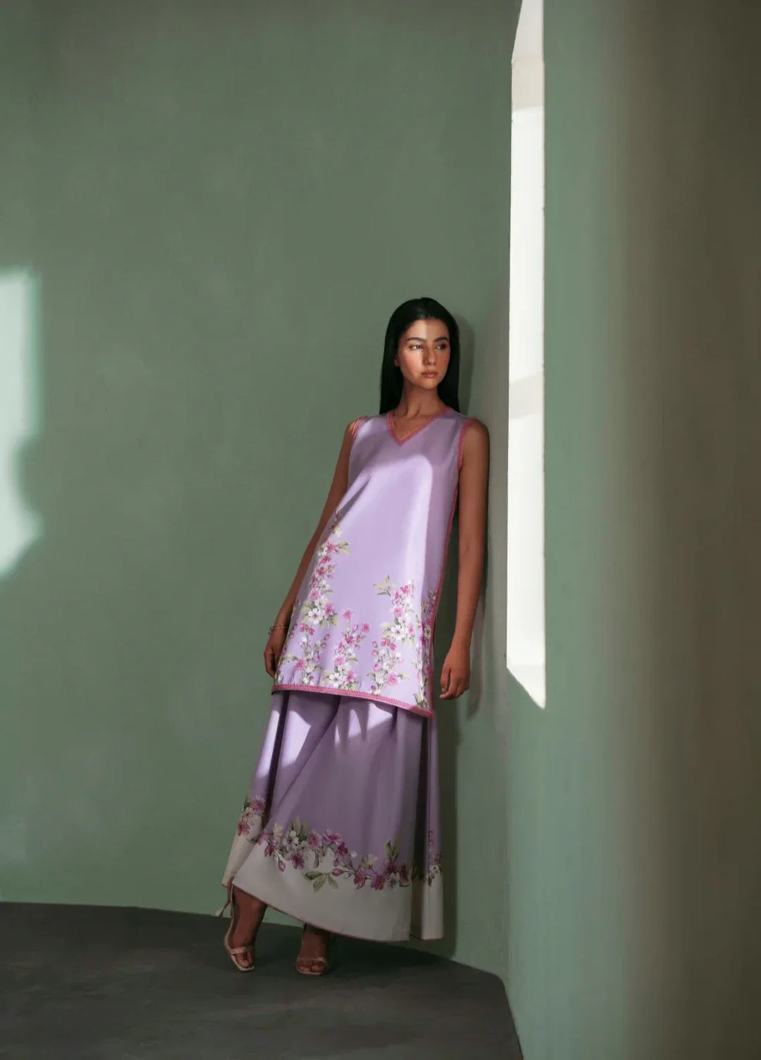 Flow by Jahaan RTW Printed Lawn Silk 2 Piece Suit Layrell Casual Collection