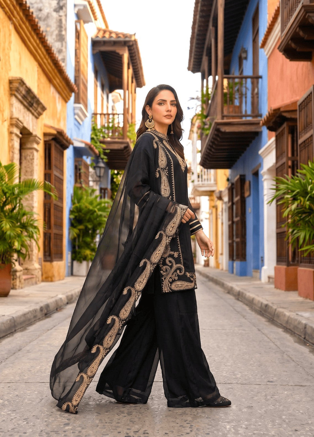 Heritage by Maherposh RTW Embroidered Lawn 3 Piece Suit NOIR Festive Collection