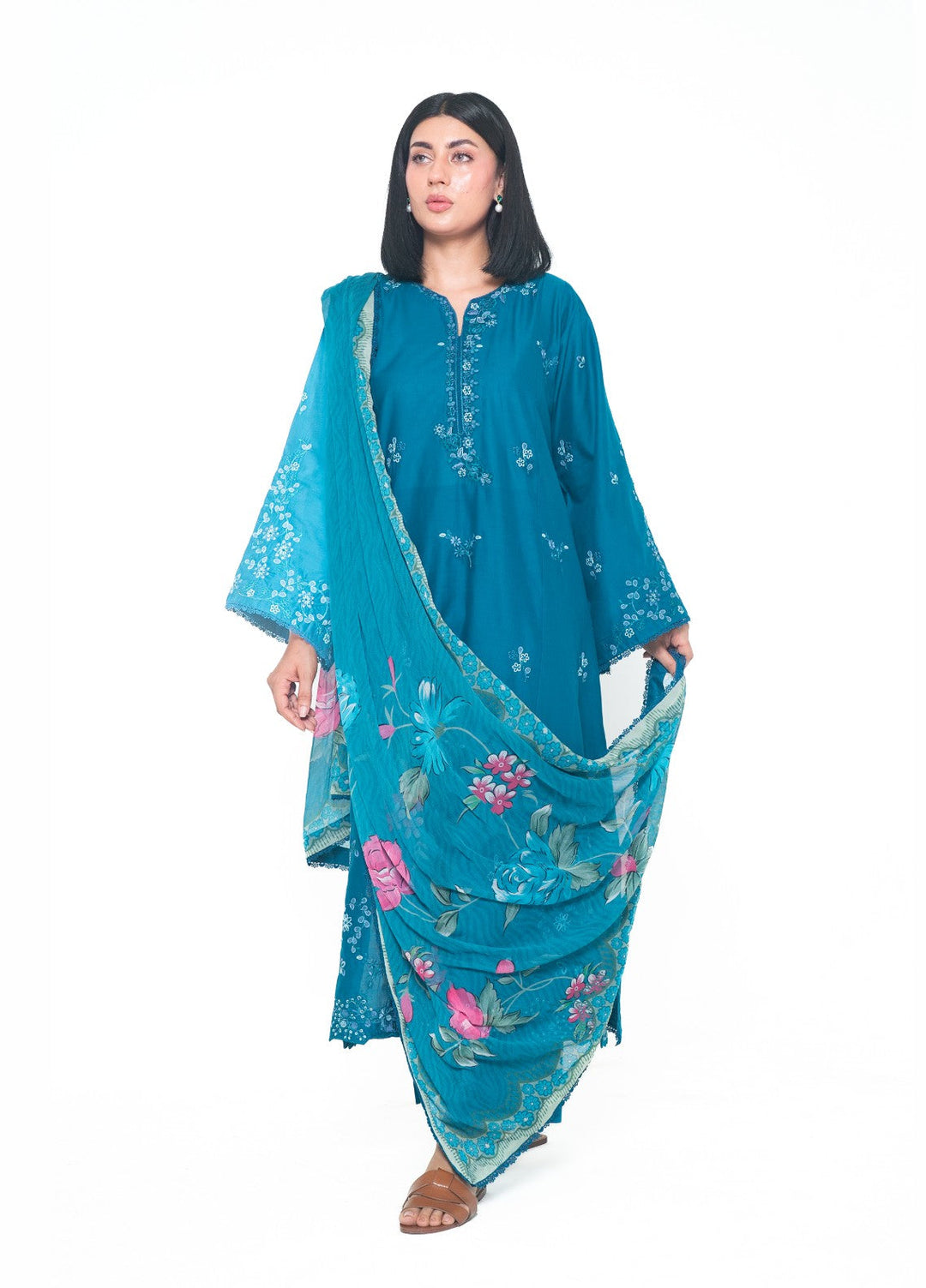 Zyna Lux Women RTW Embroidered Lawn 3 Piece Suit ORIA Casual Collection