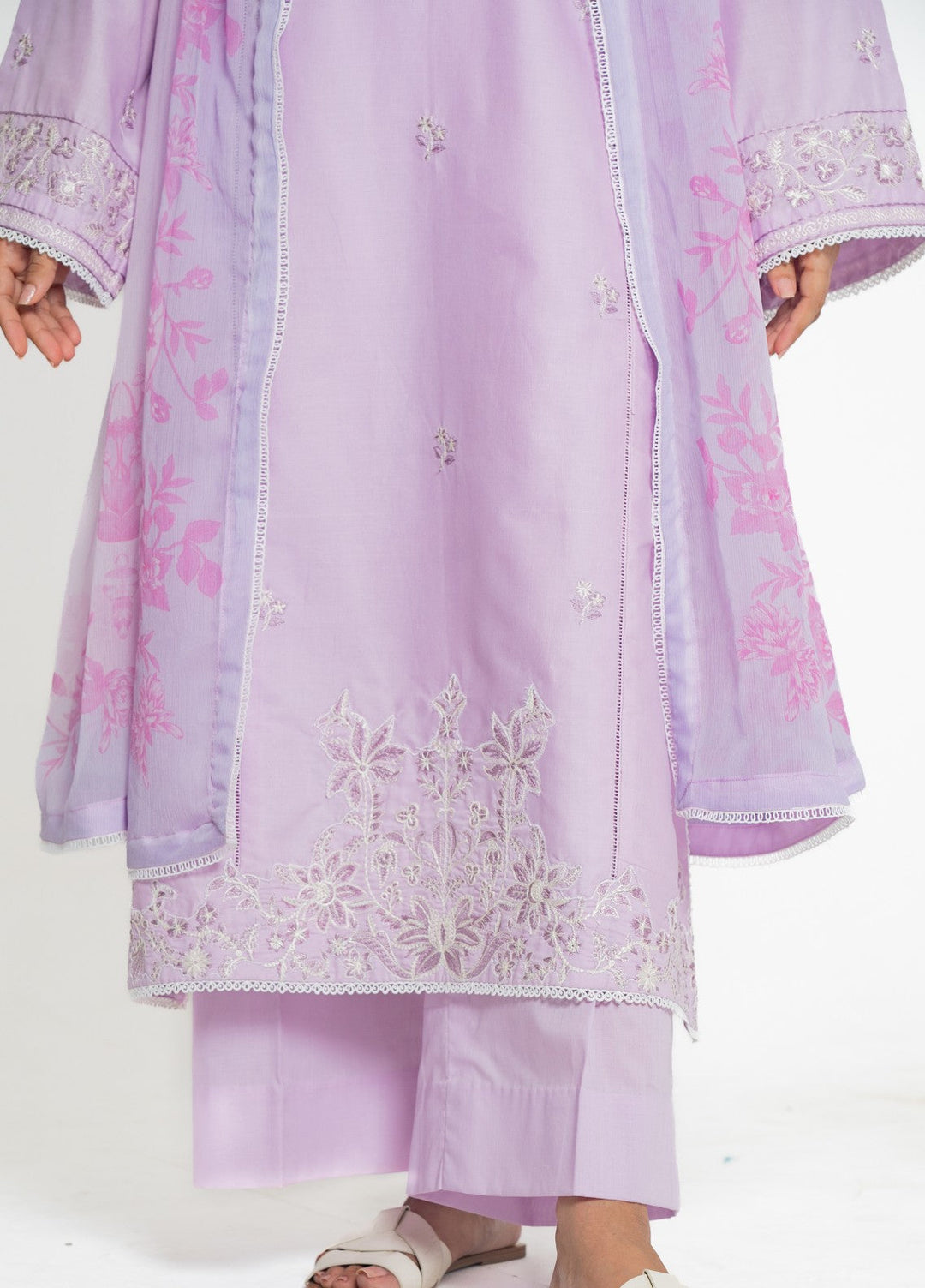 Zyna Lux Women RTW Embroidered Lawn 3 Piece Suit ZIVA Casual Collection