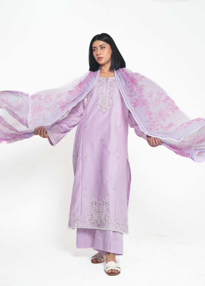 Zyna Lux Women RTW Embroidered Lawn 3 Piece Suit ZIVA Casual Collection
