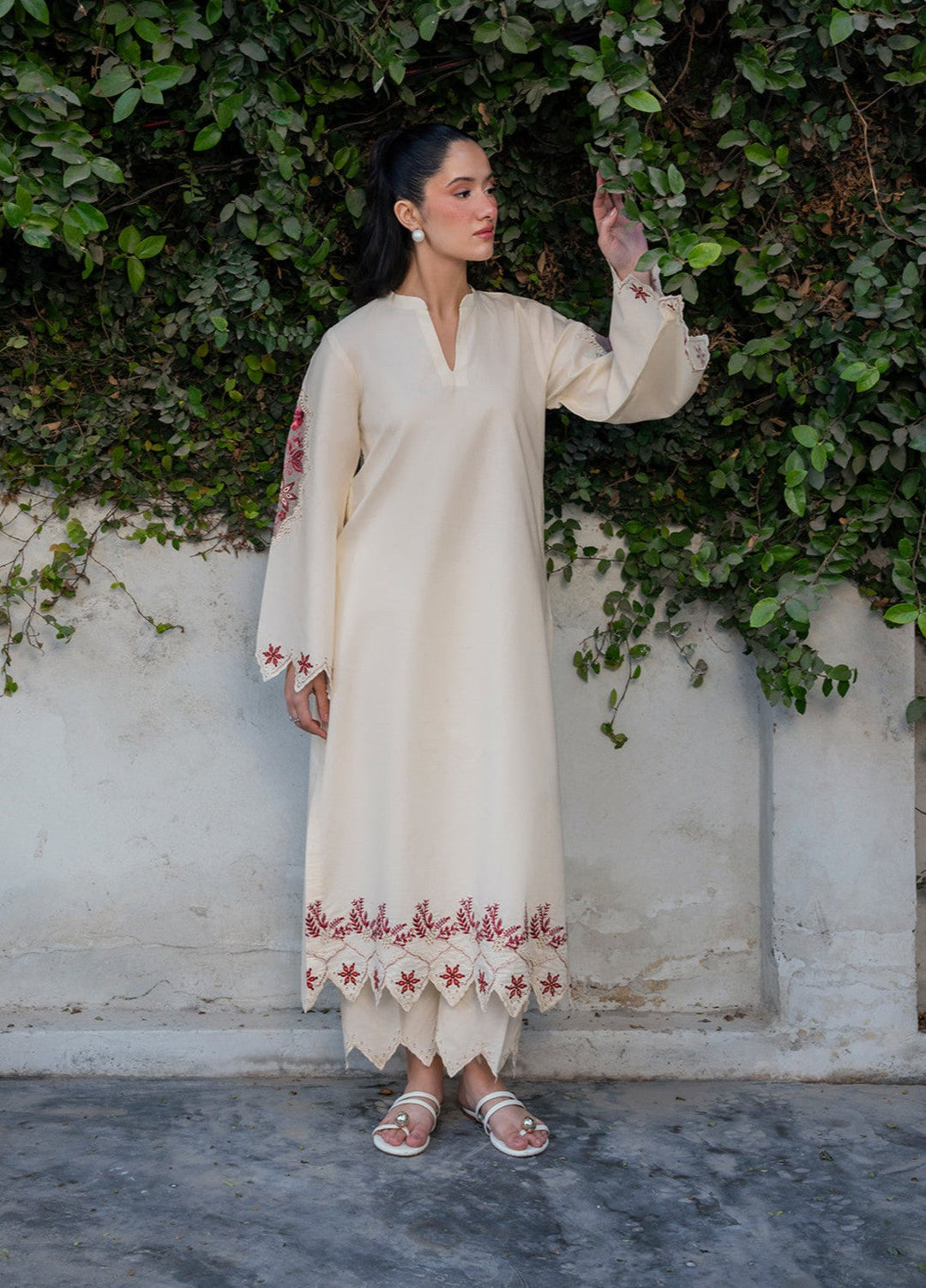 The Soft Muse by Yards RTW Embroidered Lawn 2 Piece Suit Ivoria Casual Collection