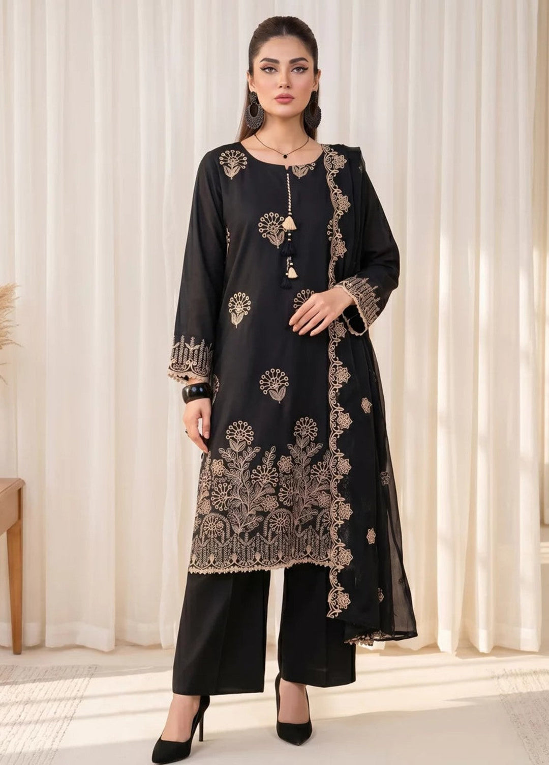 Salitex Unstitched Embroidered Lawn 3 Piece Suit SUNS8MO503 Casual Collection