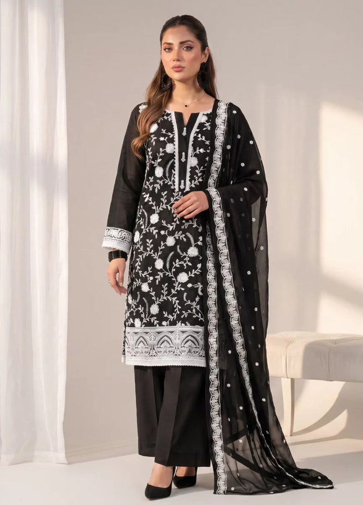 Salitex Unstitched Embroidered Lawn 3 Piece Suit SUNS8MO505 Casual Collection