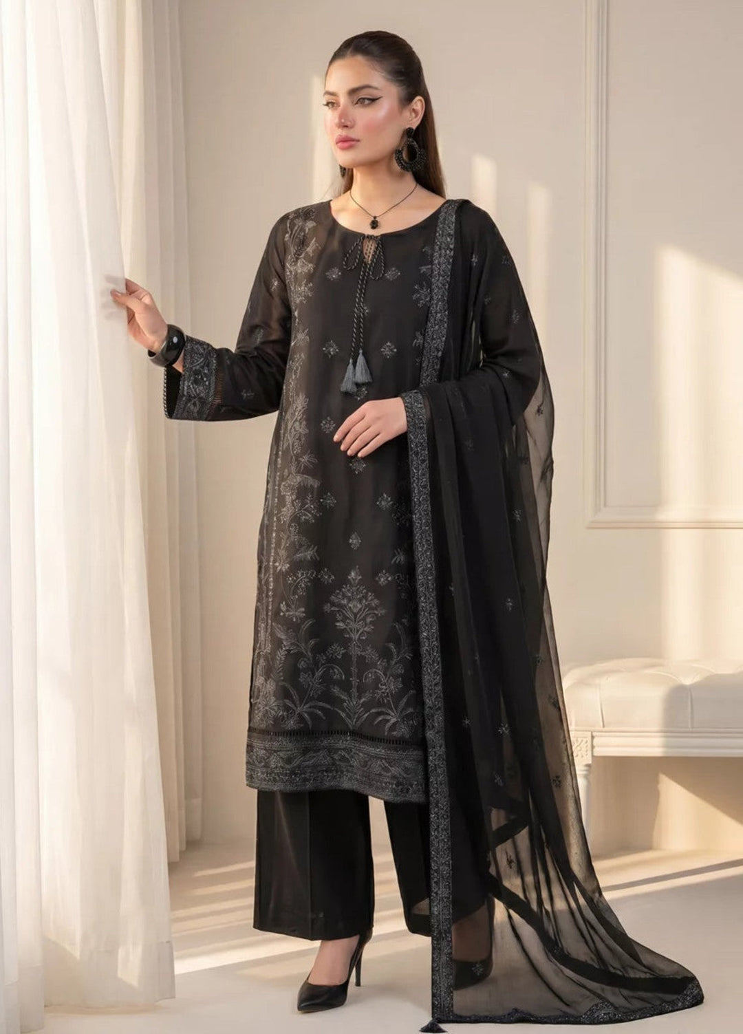 Salitex Unstitched Embroidered Lawn 3 Piece Suit SUNS8MO506 Casual Collection
