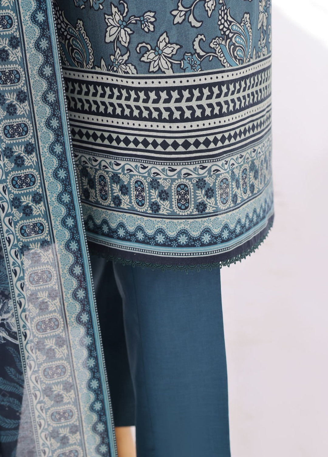 Platinum Jaipuri by HZ Textiles Unstitched Printed Lawn 3 Piece Suit PJB - 3233 Casual Collection