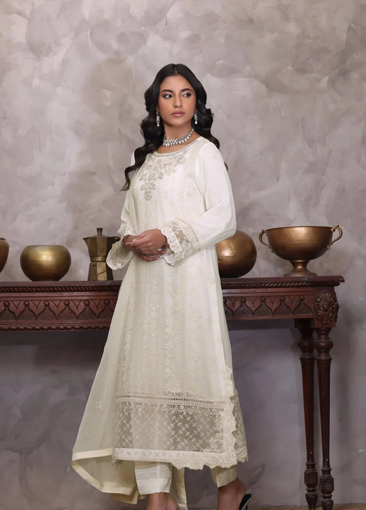 Gul Bano by Shamooz RTW Embroidered Crinkle Chiffon 3 Piece Suit SHM26RG Ivory I-CH-0020 - Festive Collection