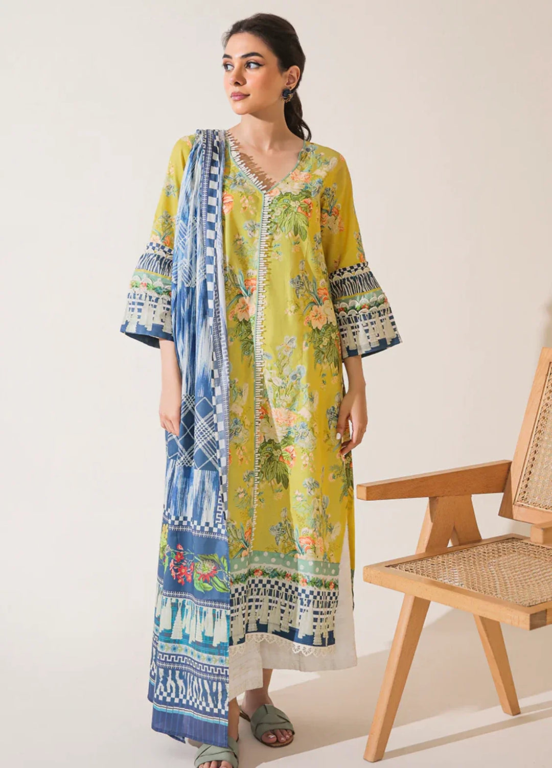 Summer Boulevard Manara by Maria RTW Printed Lawn 2 Piece Suit Zelia Casual Collection